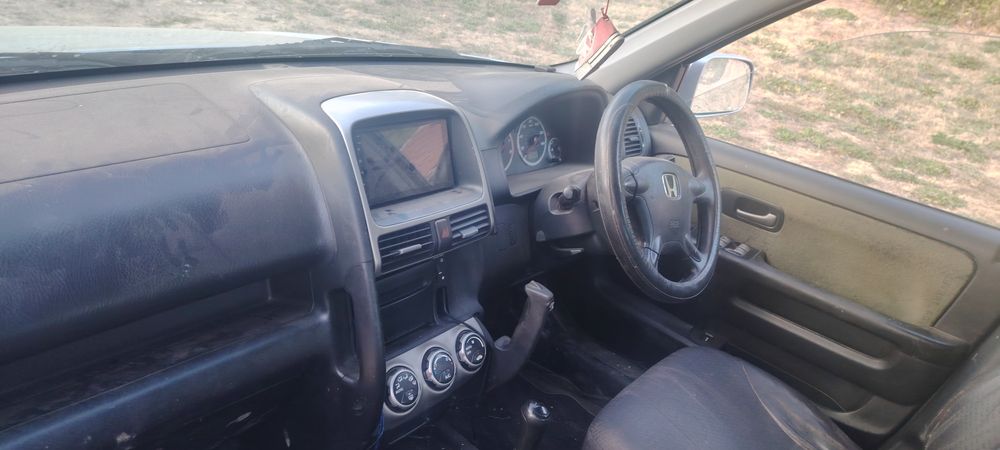 Продавам Хонда CR V на части 2.0 150к