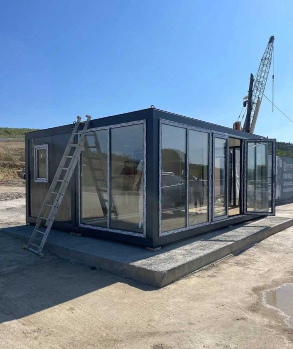 Vand container modern 6m x 6m