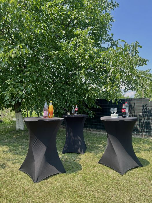 Închiriez mese cocktail pentru evenimentul tău