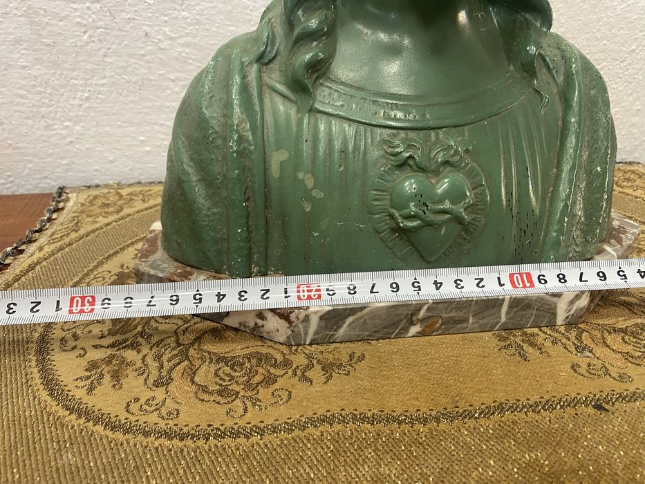 Френски порцеланов бюст исус