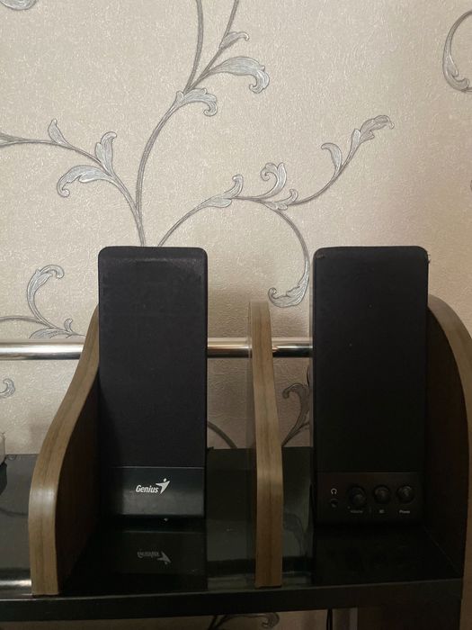 компьютер с подставкой