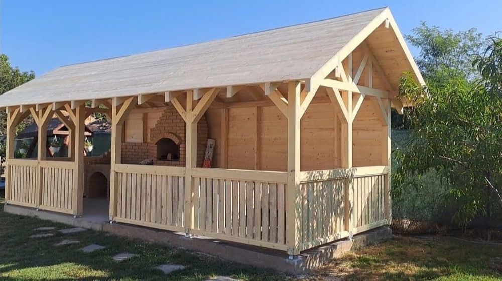 Vând foișoare din lemn