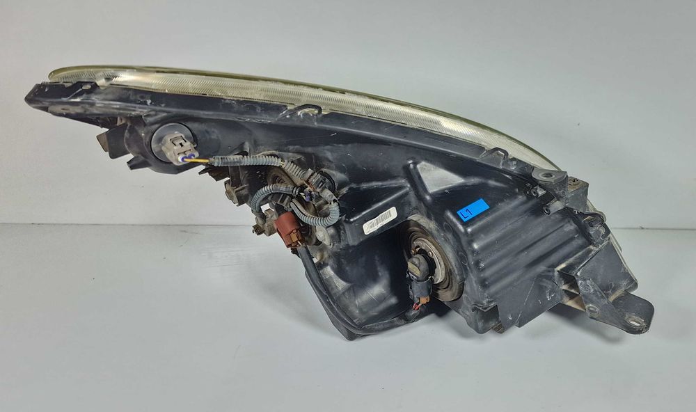 Ляв Фар Тойота Корола Версо Фейслифт Toyota Corolla Verso Facelift