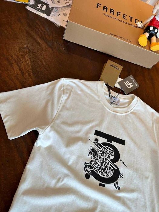 TRICOURI BUMBAC modele noi burberry