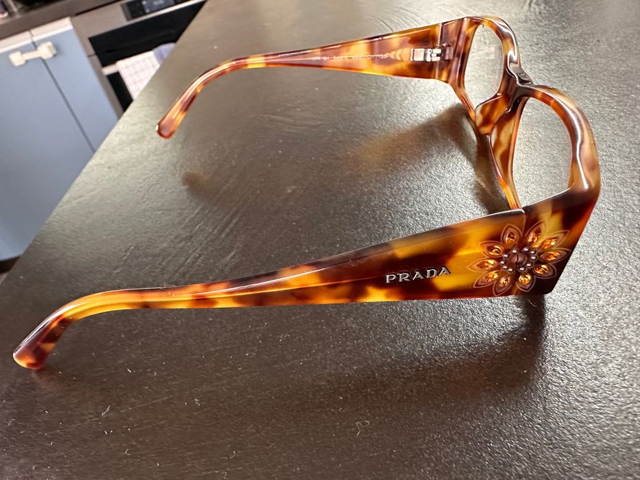 ТОП ОФЕРТА! НОВИ Оригинални PRADA очила без диоптър
