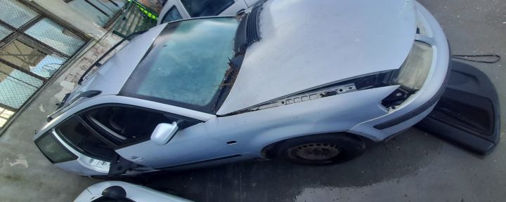 Soclu becuri lampa stop pe aripa dreapta Volkswagen VW Passat B5