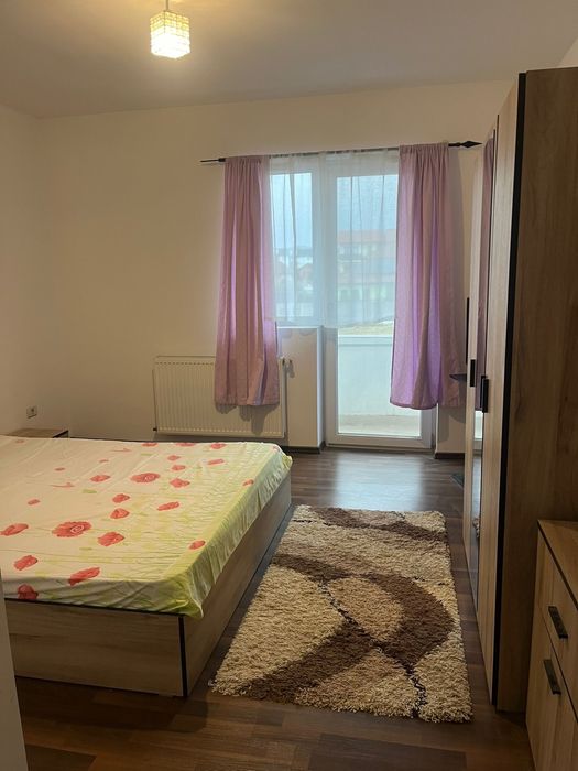 Proprietar inchiriez apartament decomandat