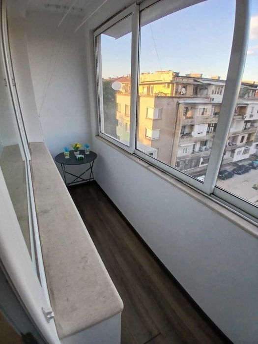 Дава се под наем Тристаен апартамент в Пазарджик, Център - 68 кв.м за 5.1 € - Снимка #7