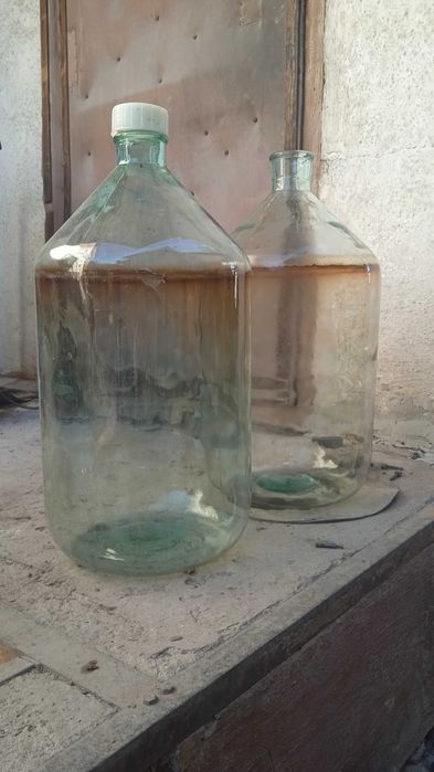 Бутыли, 20 литров, продам