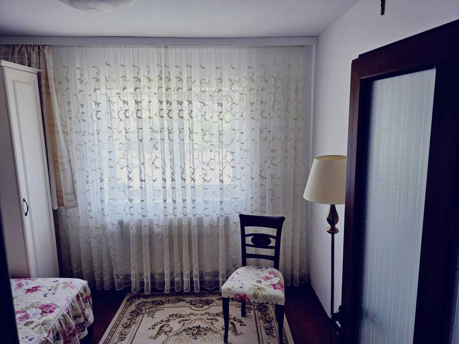Apartament cu 3 camere cu loc de parcare concesionat