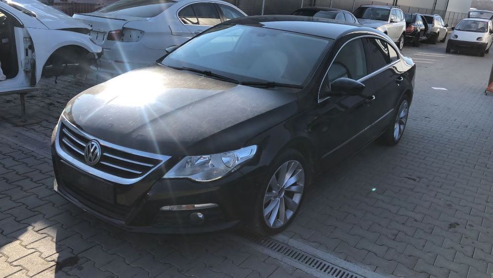 Dezmembram Volkswagen Passat CC 2.0 TDI an fabr 2011