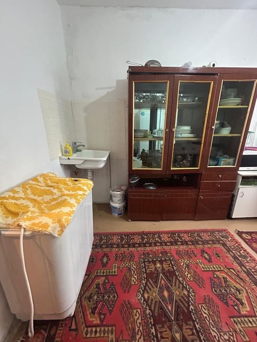 Продаётся 1,5-ка по ул. Серикбаева, 1/1