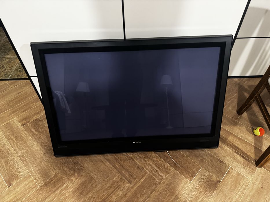 Телевизор Hitachi 42