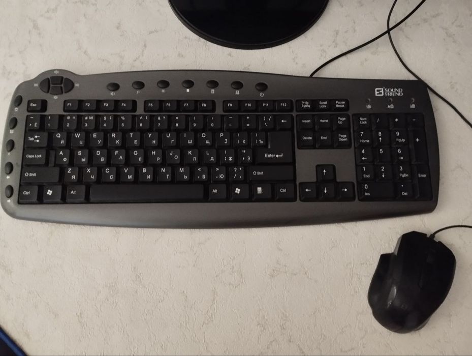 Srochna sotiladi Kompyuter deyarli ishlatilinmagan