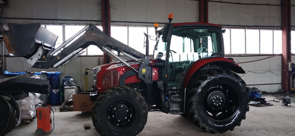 Vând tractor McCormick X5.1