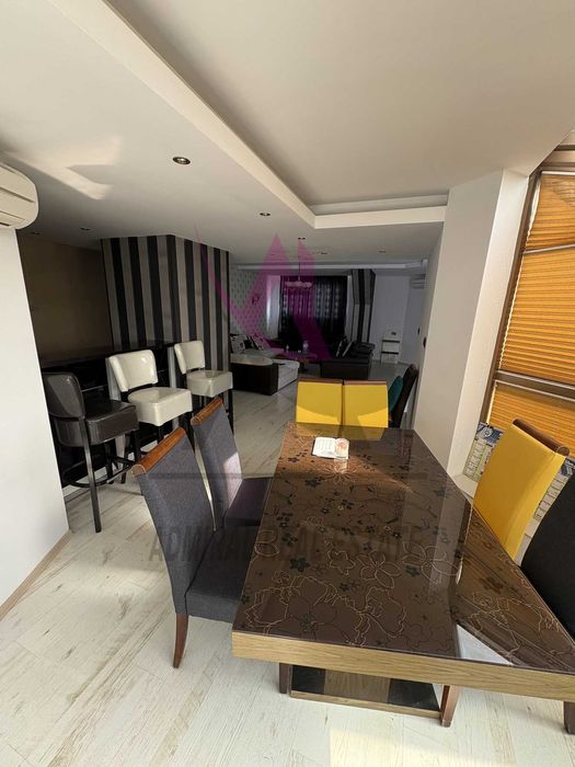 Продава се Тристаен апартамент в Варна, Левски - 145 кв.м за 1704 €/кв.м - Снимка #2