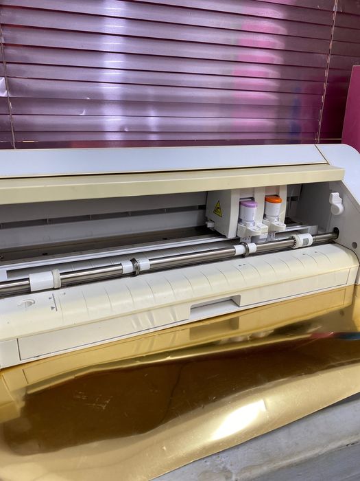 Продам плоттер камео 4 + принтер епсон 805 в отличном состоянии