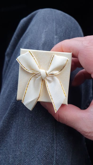 Серьги бюжитерия подарочные