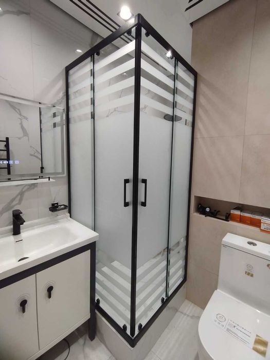 Душевые кабины из калённого стекла