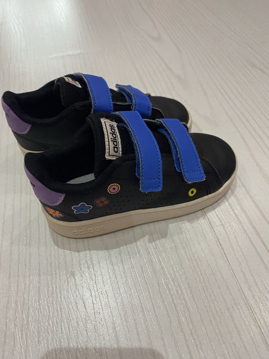 Кожени Кецове Адидас за момиче