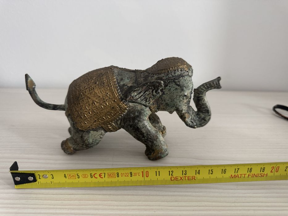 Statuete bronz suberbe