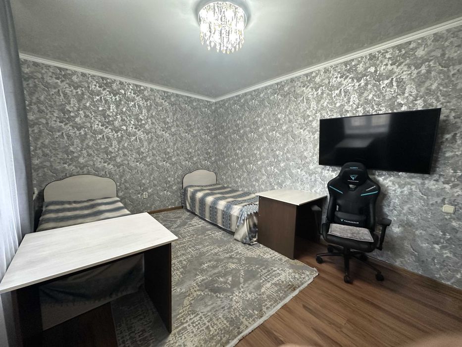 Продам 3 ком в центре 1987г