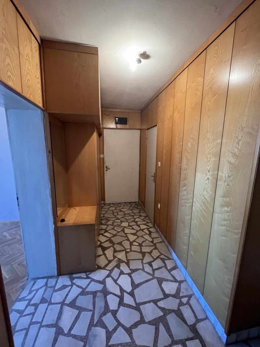 Продава се Тристаен апартамент в Шумен, Болницата - 97 кв.м за 973 €/кв.м - Снимка #4
