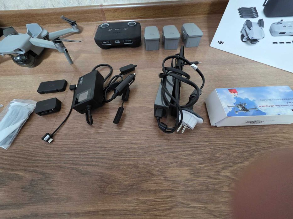 Дрон DJI Mavic Air 2 Fly More Combo