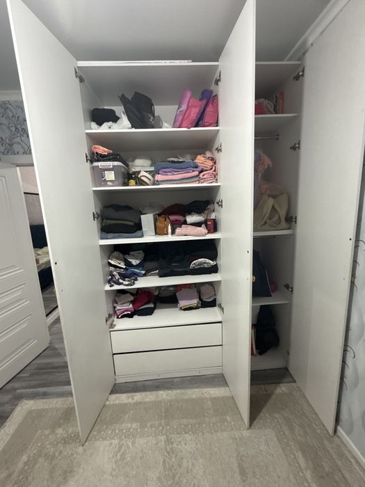 продается шкаф в хорошем состояний