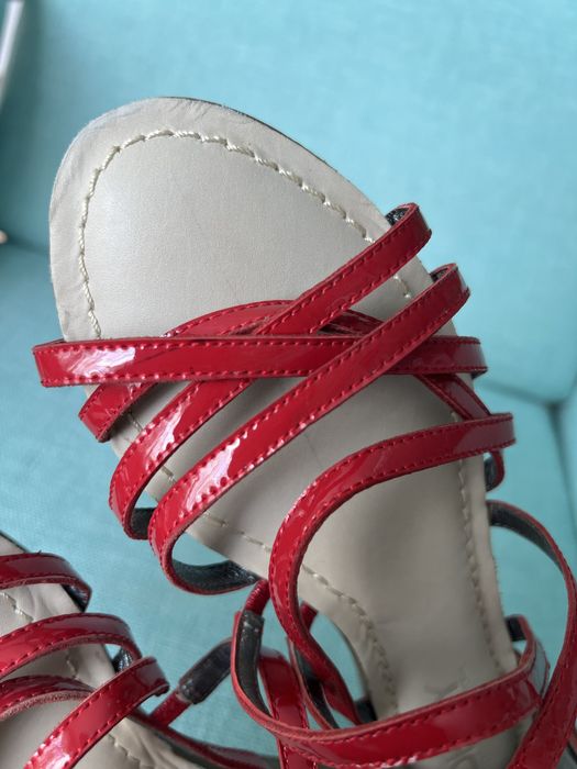 Нови дамски ниски сандали DKNY