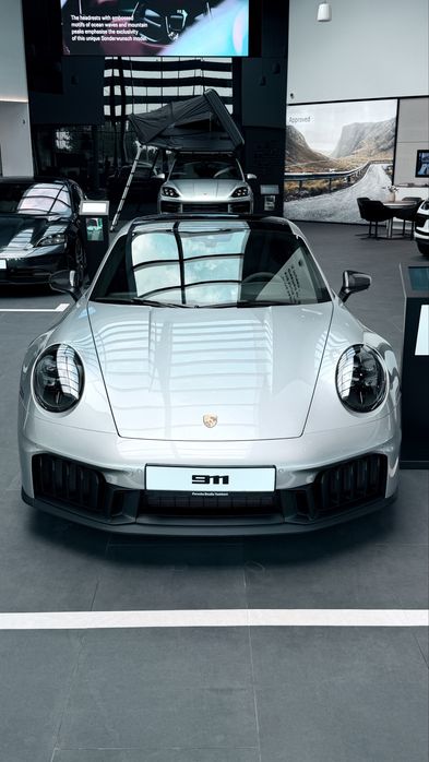 Porsche 911 sotiladi