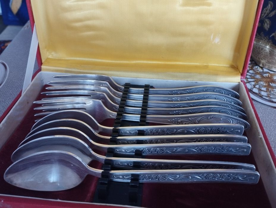 Продаётся мельхиоровые ложки