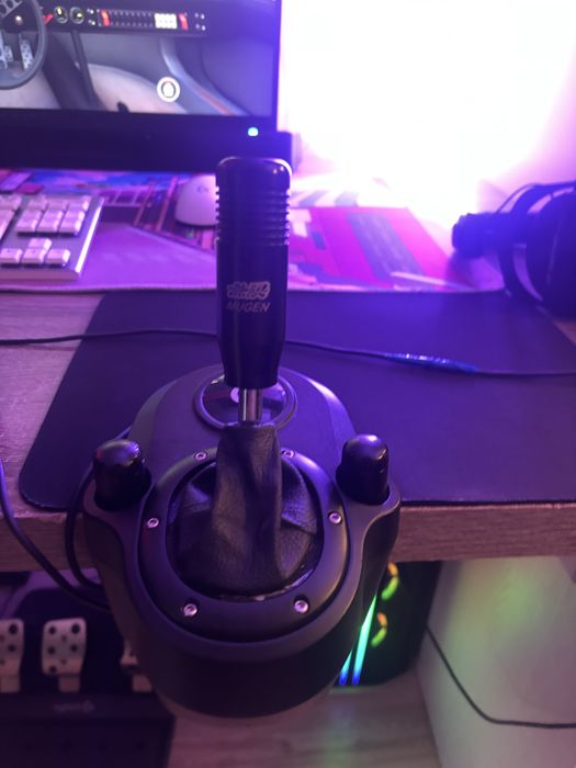 Logitech G920 + H Shifter