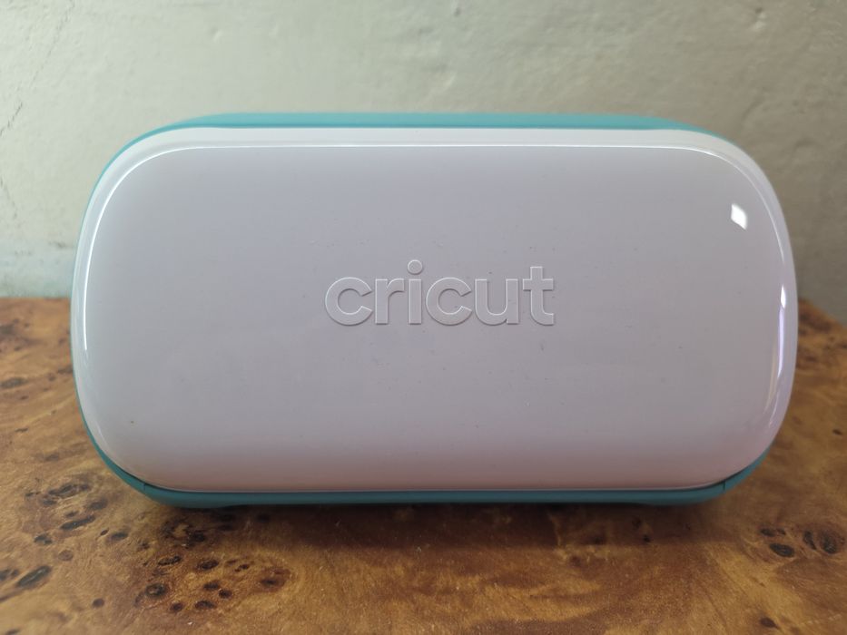 Cricut Joy Mini plotter