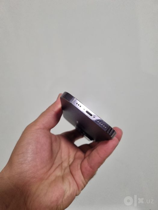 Iphone 14 pro purple