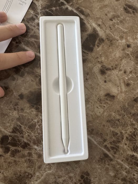Стилус apple pencil
