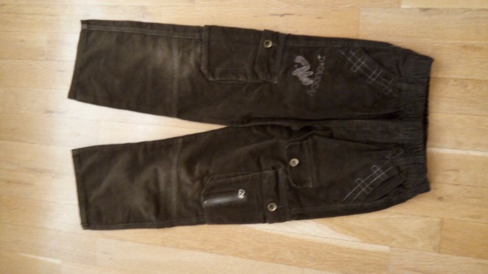 Меки Детски джинси с ластик в кръста САМО  за 3.90