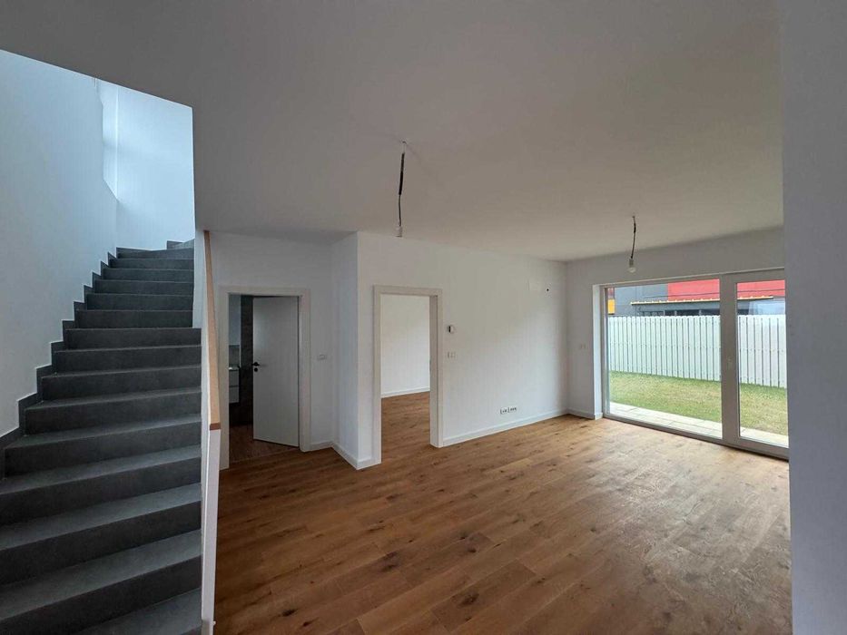 Vila P+1 cu gradina verde in cartier zona de nord, eficienta energetica