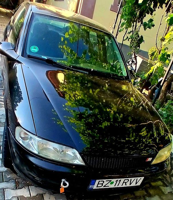 Masina Opel Vectra