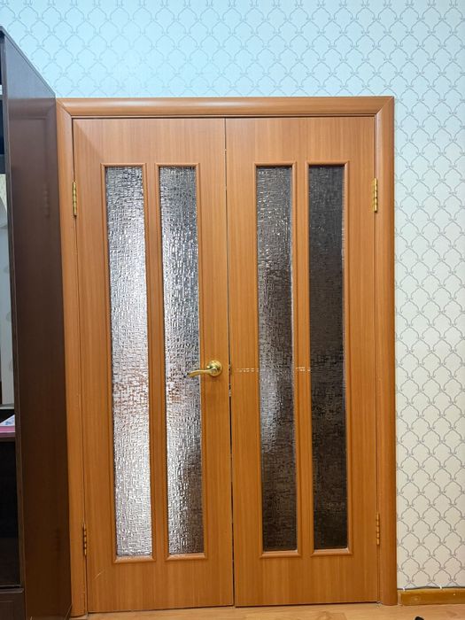 Продам межкомнатные двери б/у