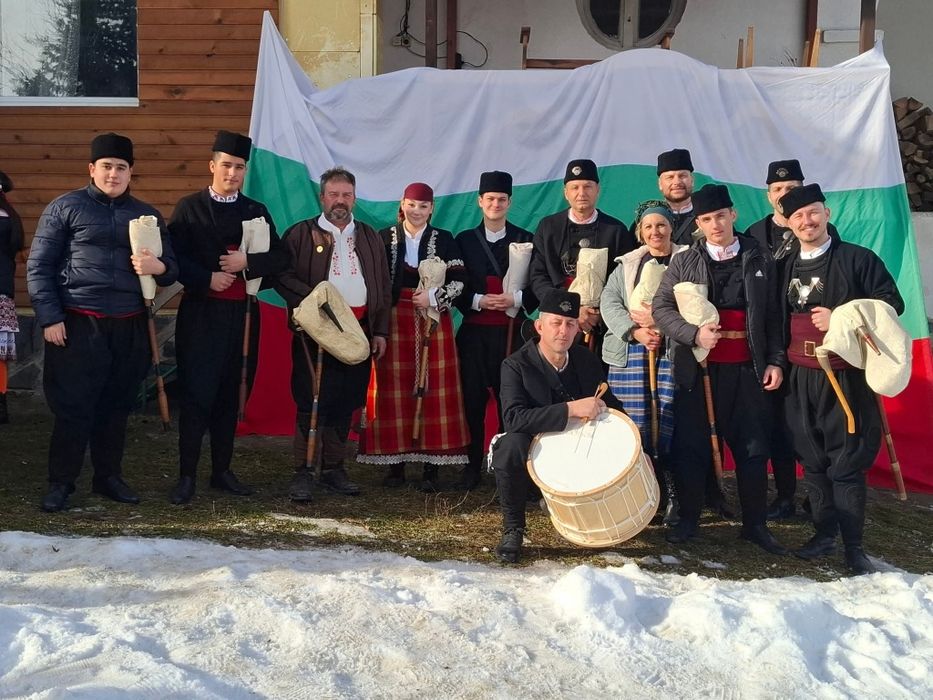 Гайдар,гайдари,певица,тъпан