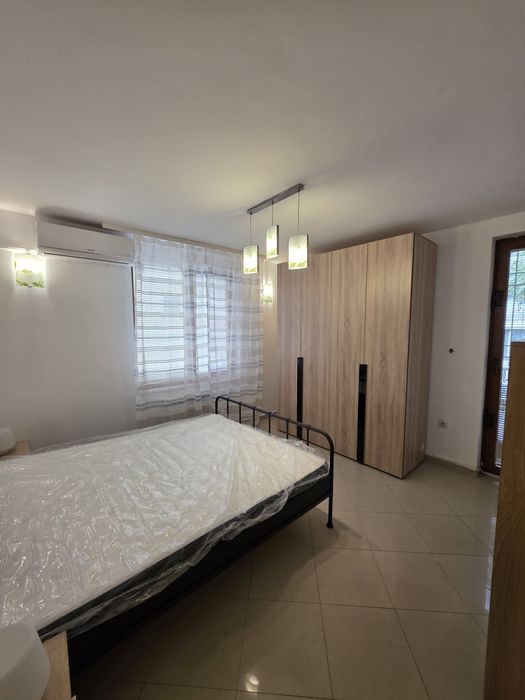 Дава се под наем Четиристаен апартамент в София, Изток - 150 кв.м за 1173 € - Снимка #5