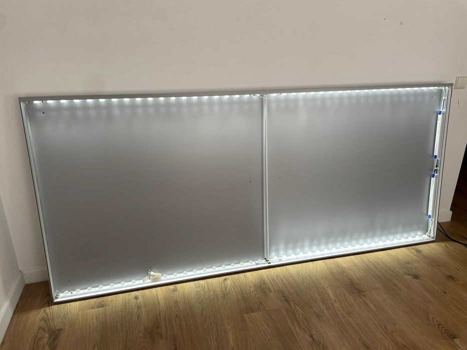 Panou Lightbox textil second hand- cu Led, in stare foarte buna