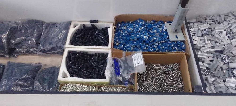 Quyosh panel va inventerlar 25yilgacha kavolat barcha tur Jinko625 wat