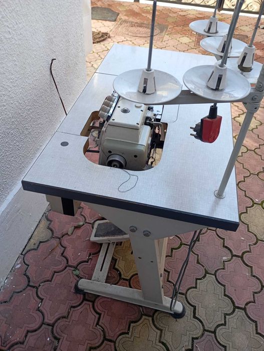 Vând triplok  Brother și cadou o mașina liniară Brother