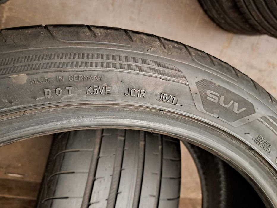 2 anvelope 275/40 R22 Goodyear