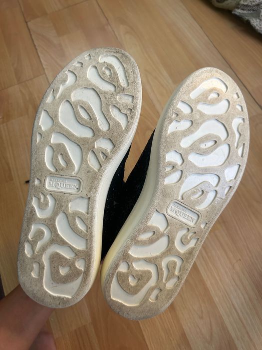 vând adidași alexander McQUEEN