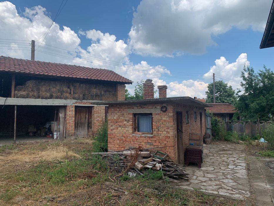 Продава се Къща в Варна, Център - 83 кв.м за 1567 €/кв.м - Снимка #2