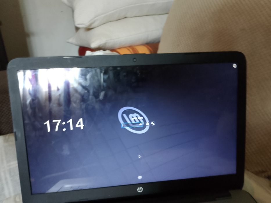 Vând laptop HP..