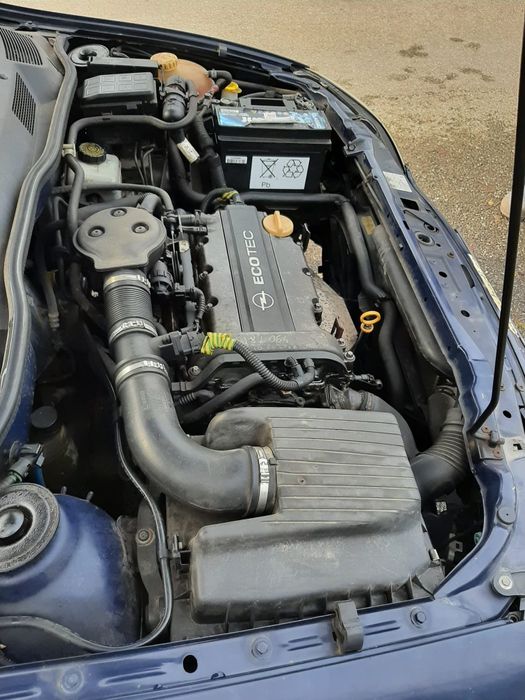 Opel Astra în 2 uși